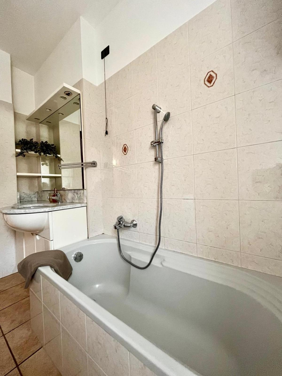 Perla House Lägenhet Abbadia Lariana Exteriör bild